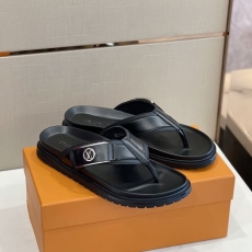 Louis Vuitton Slippers